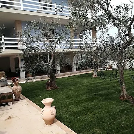 Frühstückspension Amareilmare Giovinazzo